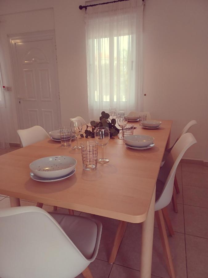 Protaras Sea View Villa With Private Pool ภายนอก รูปภาพ